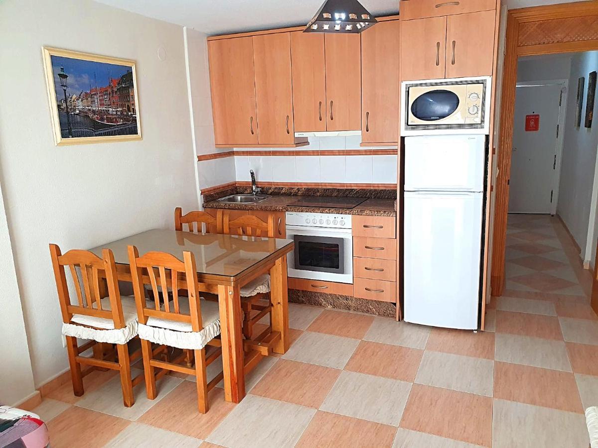 Apartamento Un Dormitorio En Бенидорм Экстерьер фото